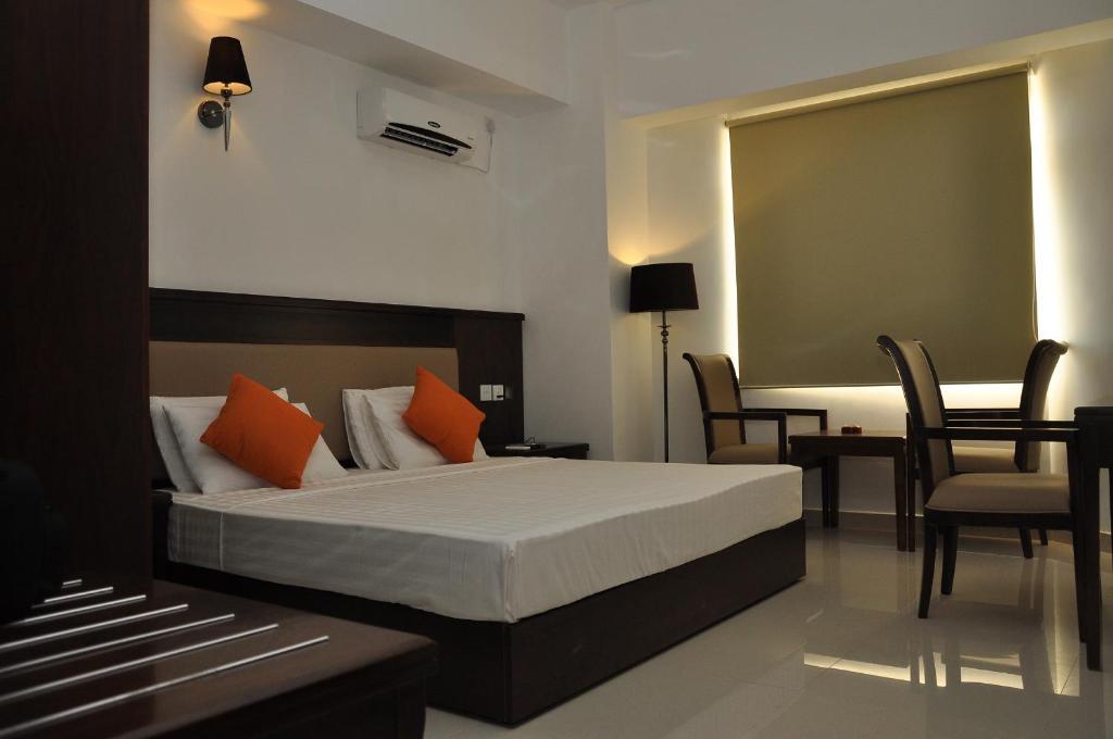 Sai Sea City Hotel Colombo Zimmer foto
